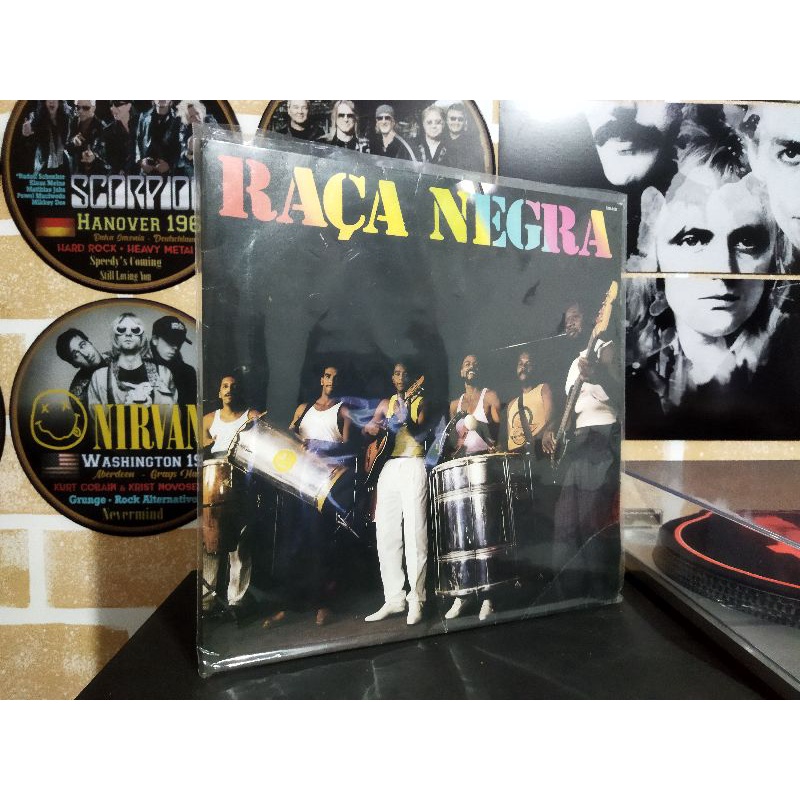 LOTE COM 3 DISCOS DE VINIL - RAÇA NEGRA E SÓ PRA CONTRARIAR