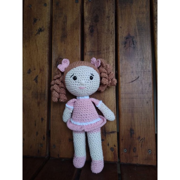 Boneca Amigurumi De Crochê