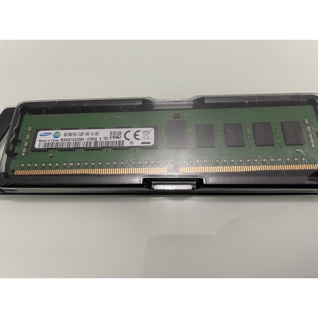 Memória Samsung Ecc Rdimm Servidor 8GB DDR4 PC4-2133P-RE0-10-DC0