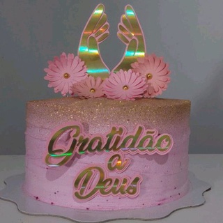 Wave cake dourado com verde  Decoração do bolo de aniversário, Festa de  aniversário colorida, Festa de aniversario tumblr