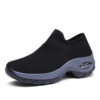 Tênis Sapatênis Puma Slip on Leve, Macio, sem cadarço esportivo leve sem  Cadarço