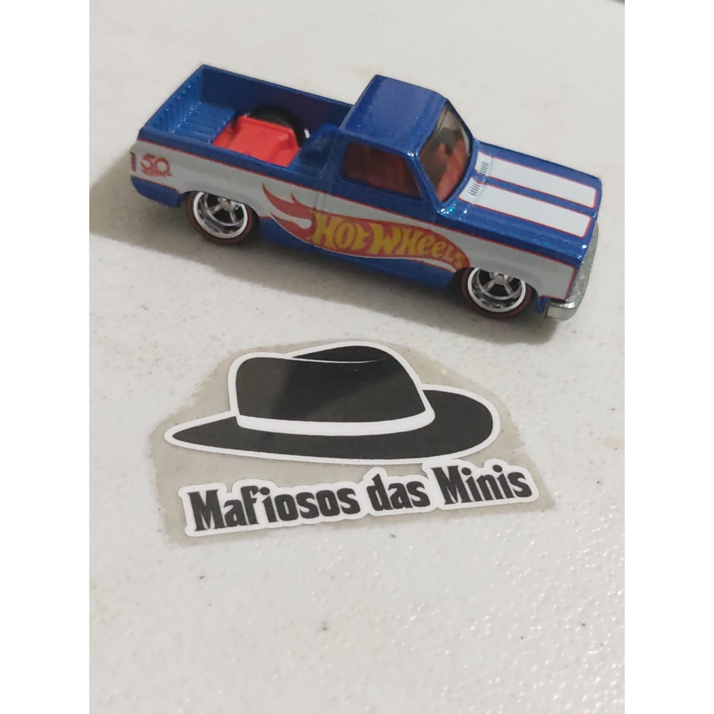 Hot Wheels ´83 Chevy Silverado – Then And Now Serie, 1:64 Maßstab, Short Card, Mattel 2024