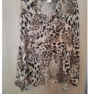 Camisa Animal Print M tendência