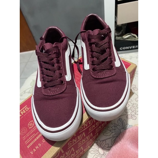 Vans old skool vinho hotsell e preto