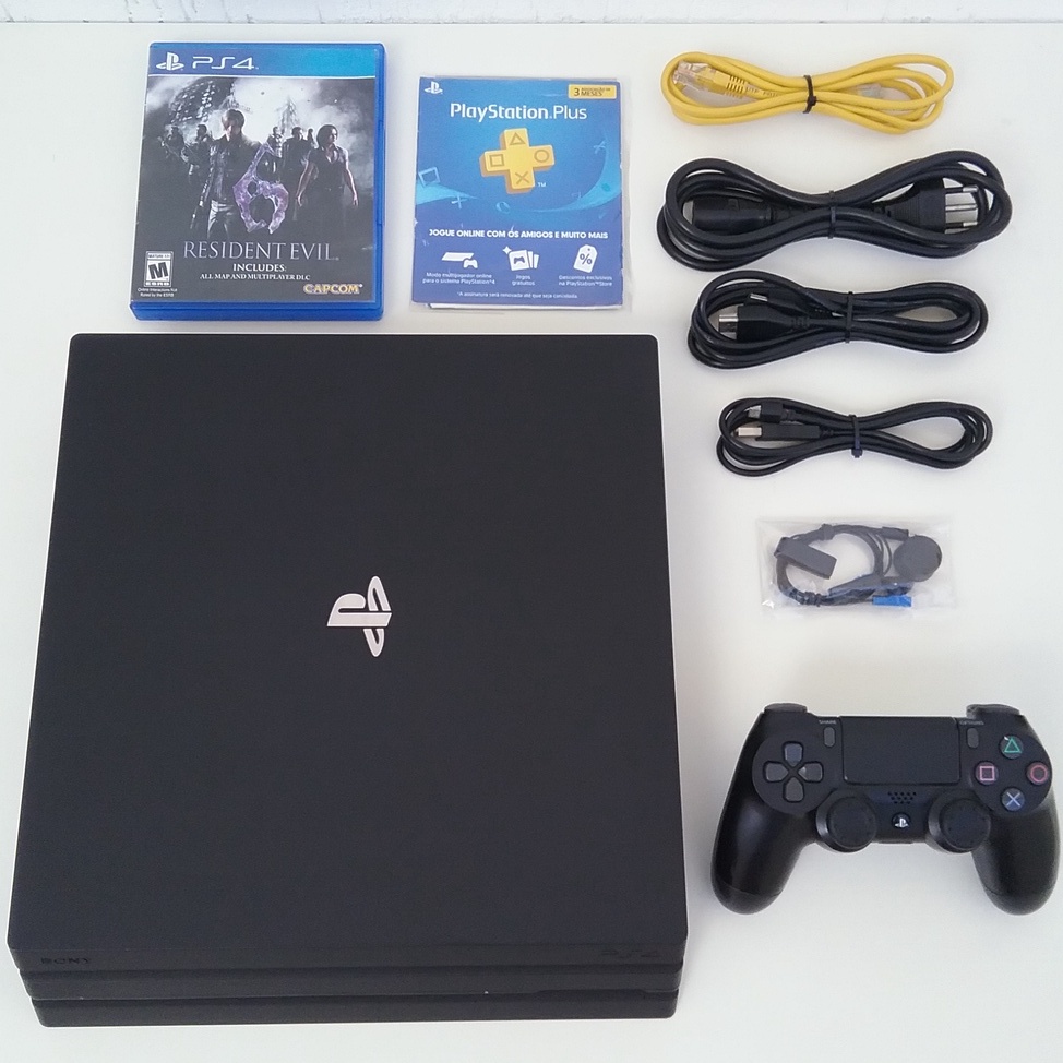 Vendo - Playstation 4 Pro 1Tb CUH-7115B com um ou dois controles, com ou  sem jogos e pouco usado