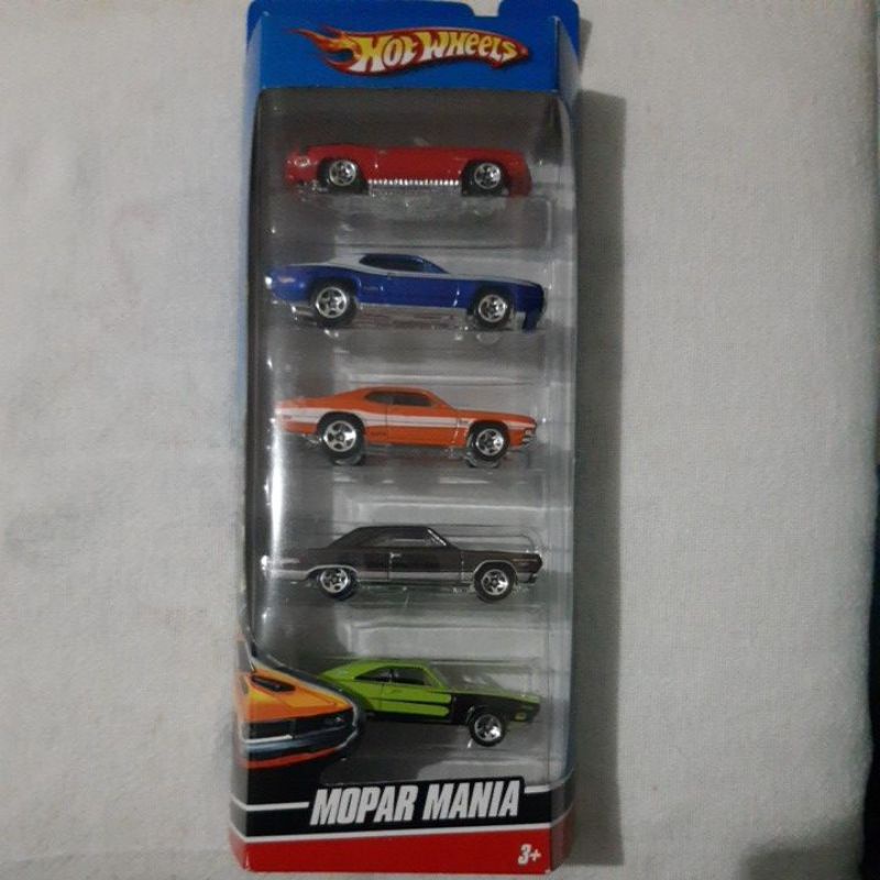 Hot Wheels 5 Pack 2010 Mopar 69 Dodge Plymouth