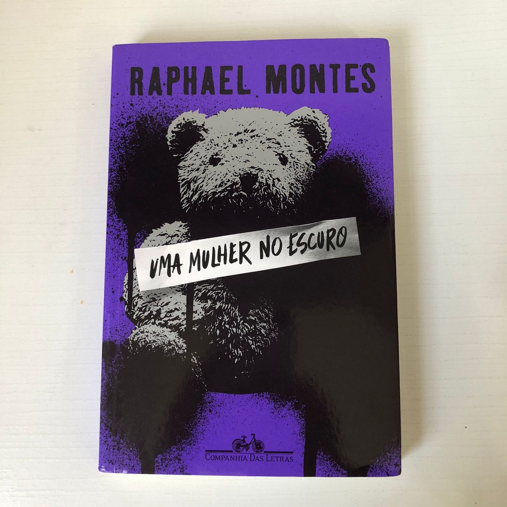 Uma mulher no escuro - Raphael Montes | Shopee Brasil