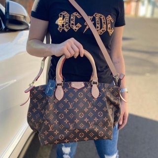 Bolsa Feminina Louis Vuitton Ótimo Acabamento Com 2 Alça Atacado Pra Varejo  Envio Imediato