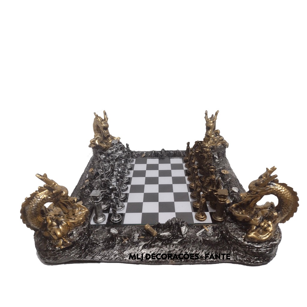 Jogo de Xadrez Romano Mod. 1 ( Resina) + Tabuleiro Dragão (Resina) -  Escorrega o Preço