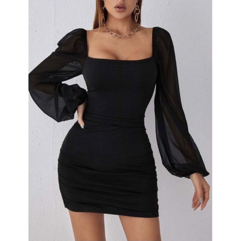 Vestido curto store com transparencia longa