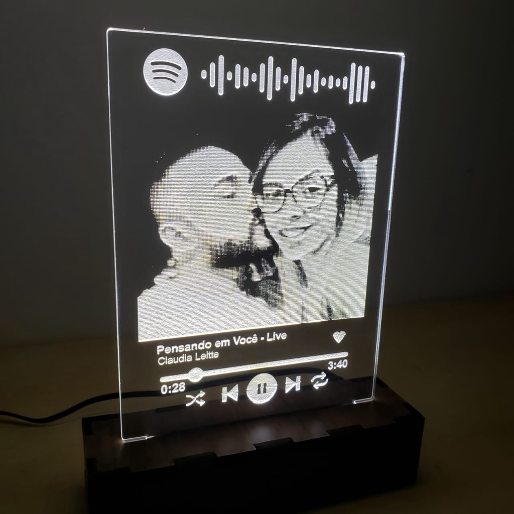 Luminária 3d Led SPOTIFY sua foto gravada a laser! Sucesso dia dos ...