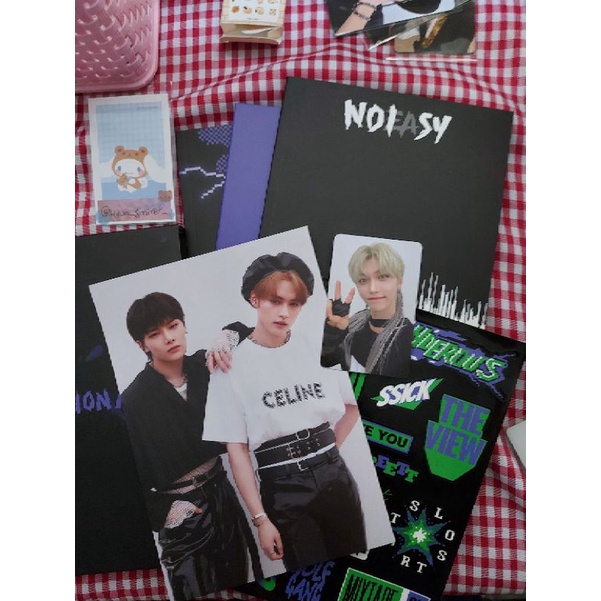 Stray kids Album noeasy Verde com 1 photocard do felix | Shopee Brasil