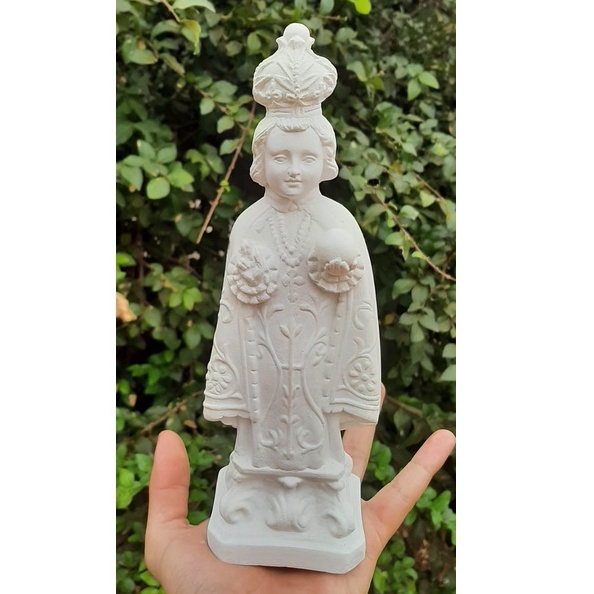 Imagem Menino Jesus de Praga em GESSO 23cm Shopee Brasil