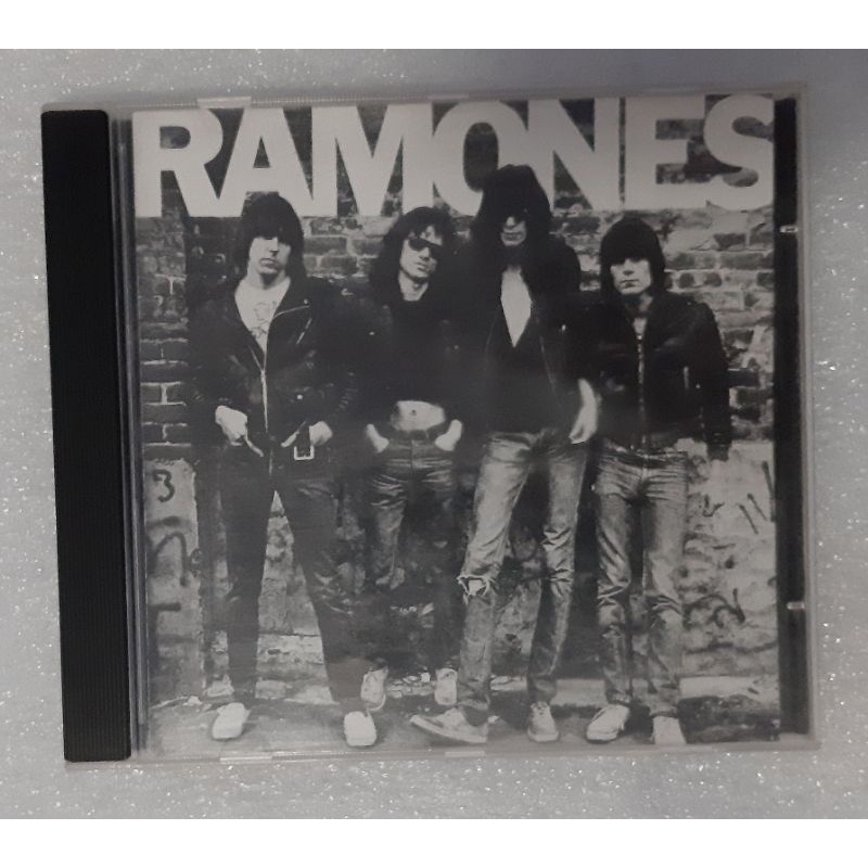 CD Ramones - 1976 (First Album) | Shopee Brasil