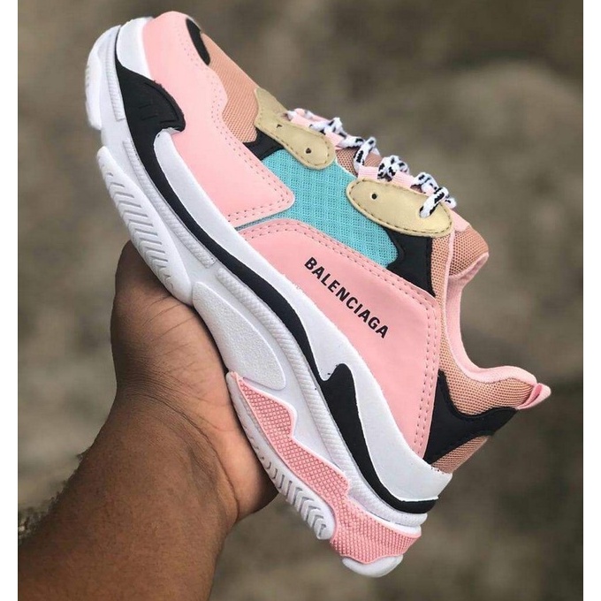 Tênis Feminino Balenciaga Triple-S Super Confortável