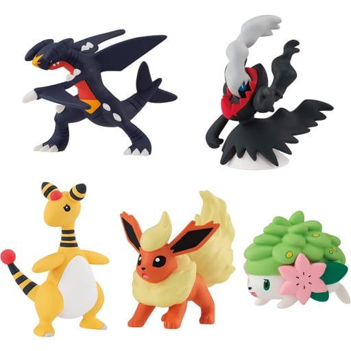 Bonecos Pokémon Xy Pikachu & Yveltal - Tomy
