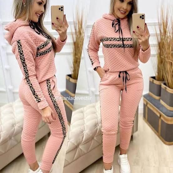 Conjunto moletom feminino com listra hot sale do lado