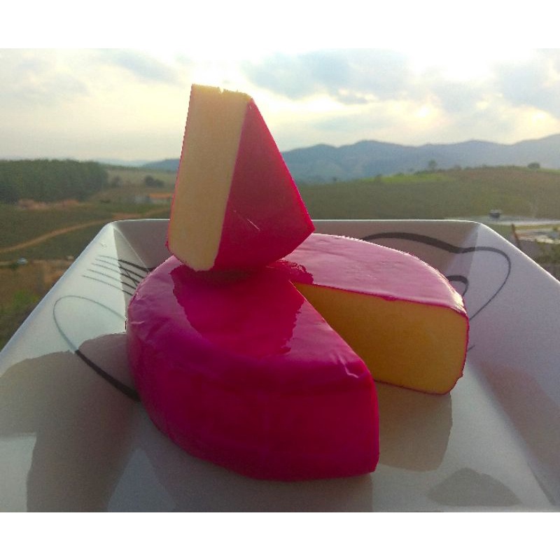 Queijo Tipo Reino -Capa Rosa- 530 gr