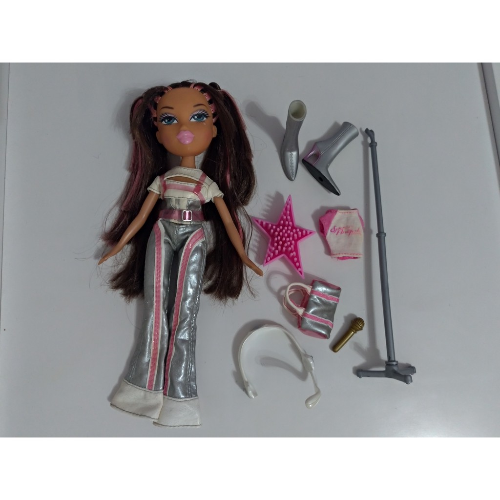 Boneca Bratz Babyz Yasmin 's Rock Concert