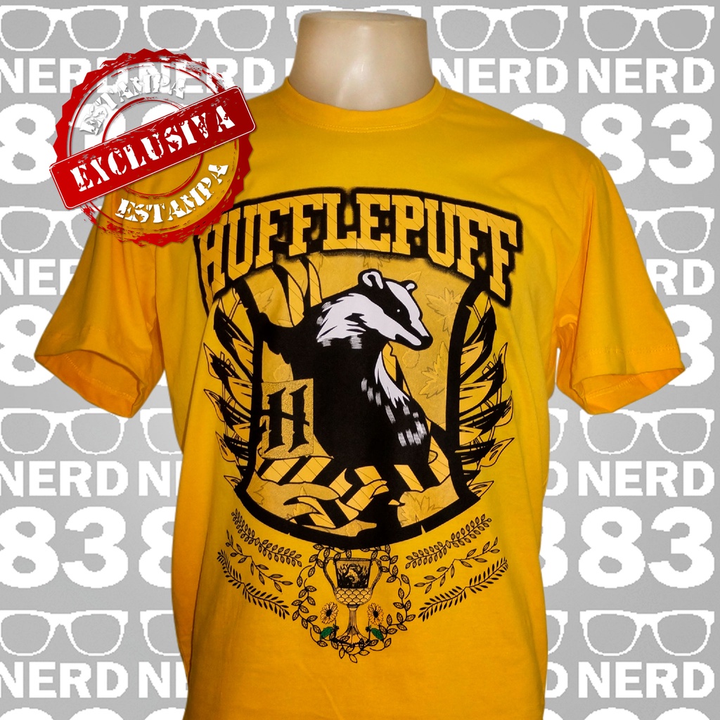 Camiseta Harry Potter Lettering Lufa-Lufa - Amarelo em Promoção na