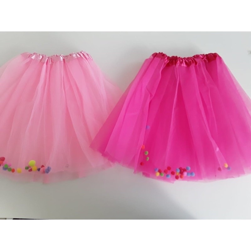 Saia de tule cheap com pompom