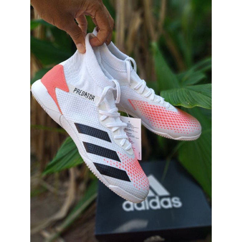 Chuteira futsal best sale botinha adidas