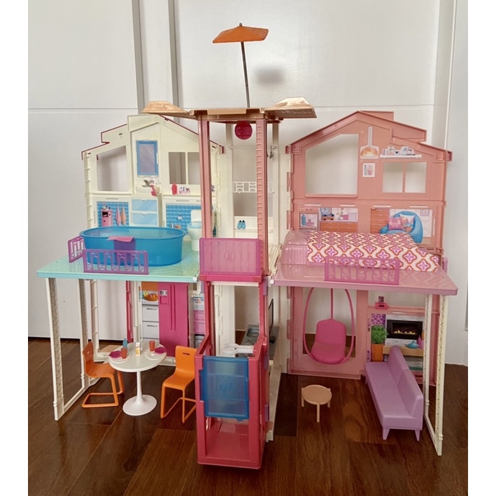 Barbie Casa de Bonecas com 75 Acessórios 3 Andares Piscina e