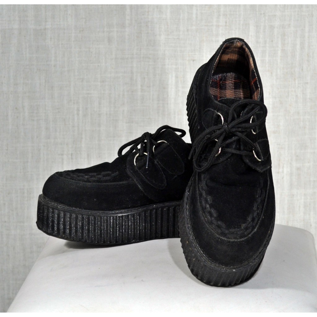 Tenis best sale creeper preto