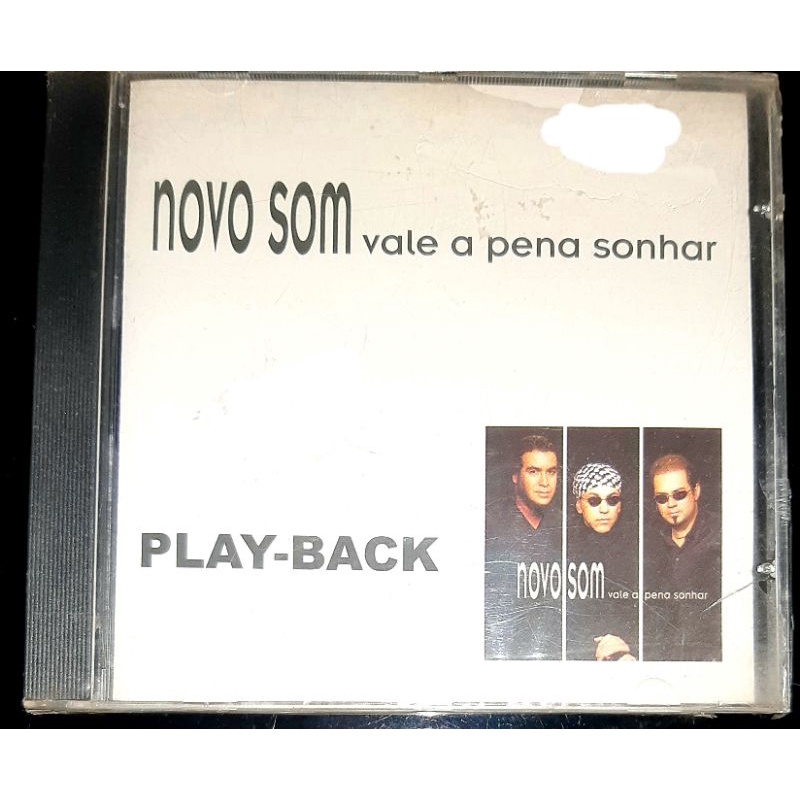 Vale a pena relembrar essa lindíssima canção da Banda Novo Som