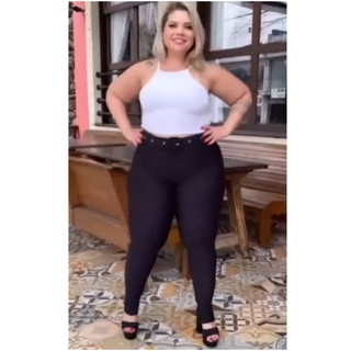 Calça Legging Canelada Com Cinto Tecido 3D Plus Size Preta