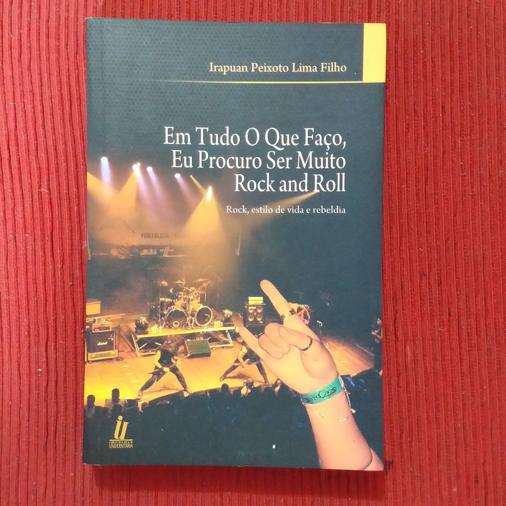 OS LIVROS QUE PROCURO