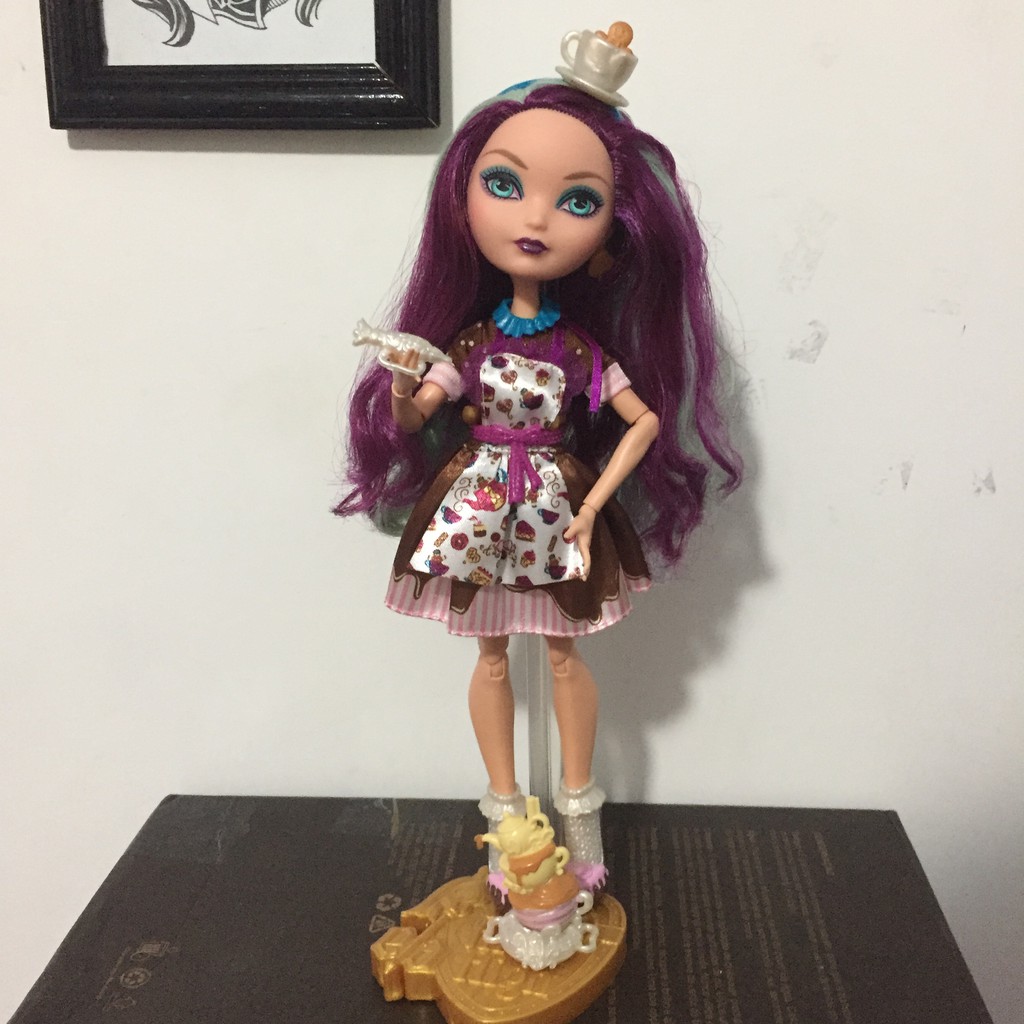 Boneca Ever After High Sugar Coberta De Doce Madeline Hatter