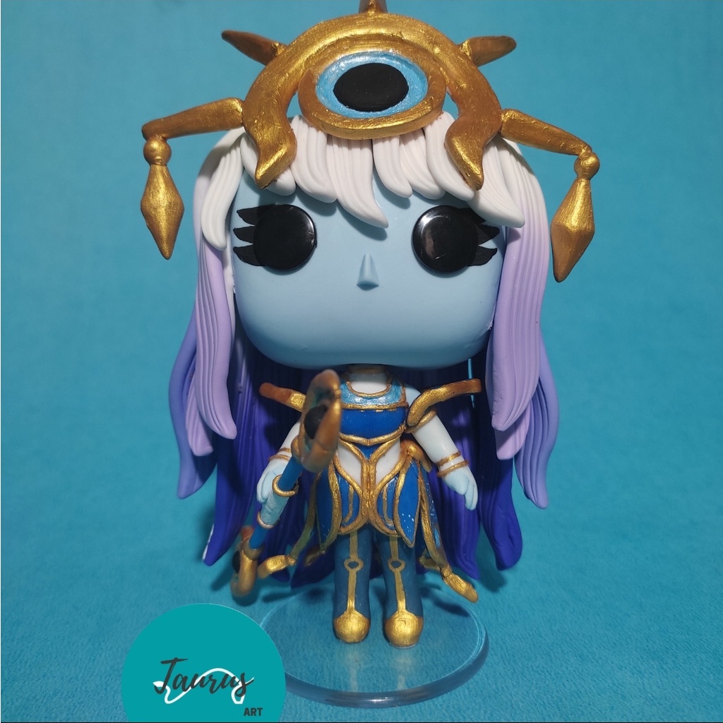 Lux lol hot sale doll