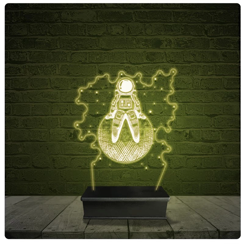Led Luminária Acrílico Abajur - Astronauta Desenho 24