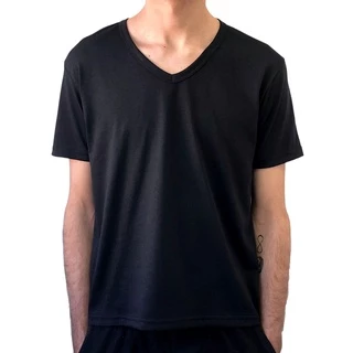 Camisa Masculina PRETA Gola V 100% Algodão Fio 30.1 PENTEADO