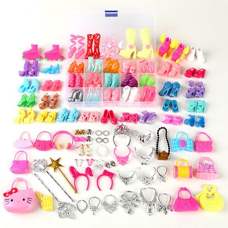 Conjunto Boneca Barbie / Brinquedo / Acessórios De Roupas Para Meninas