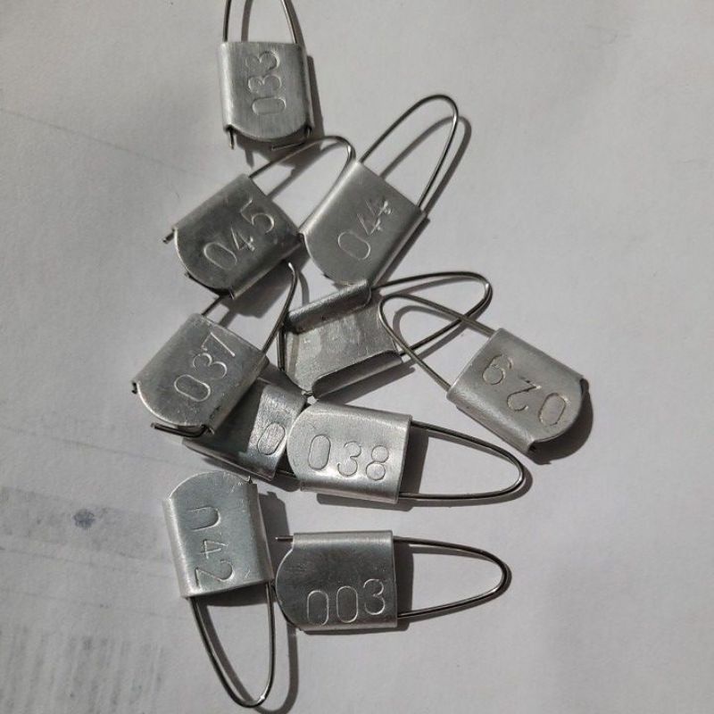 anilhas cadeado para asa de pintos e aves adultas pct com 10 und.