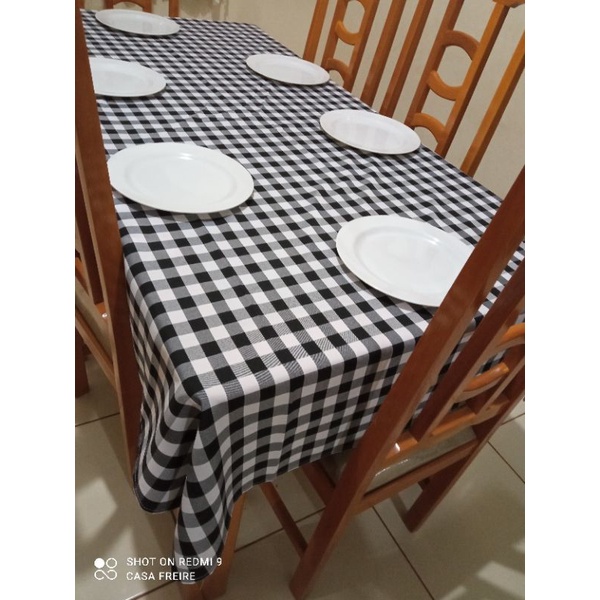 Toalha de Mesa Xadrez Preto e Branco 10 Lugares - Mesa Chiq - Toalhas de  Mesa Sob Medida Impermeáveis