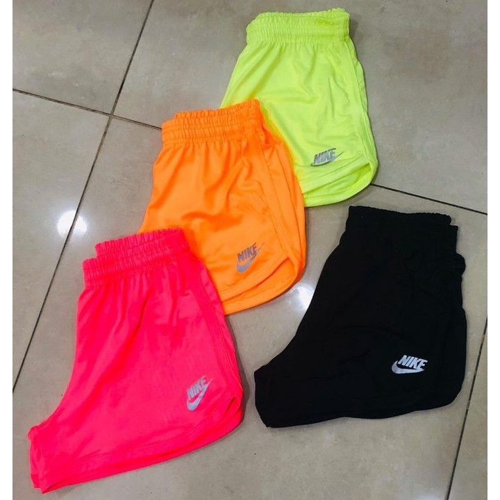 Short Esportivo Feminino Nike Neon