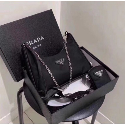 Bolsa Feminina Prada Porta Celular Alça Transversal Promoção Lançamento -  Escorrega o Preço