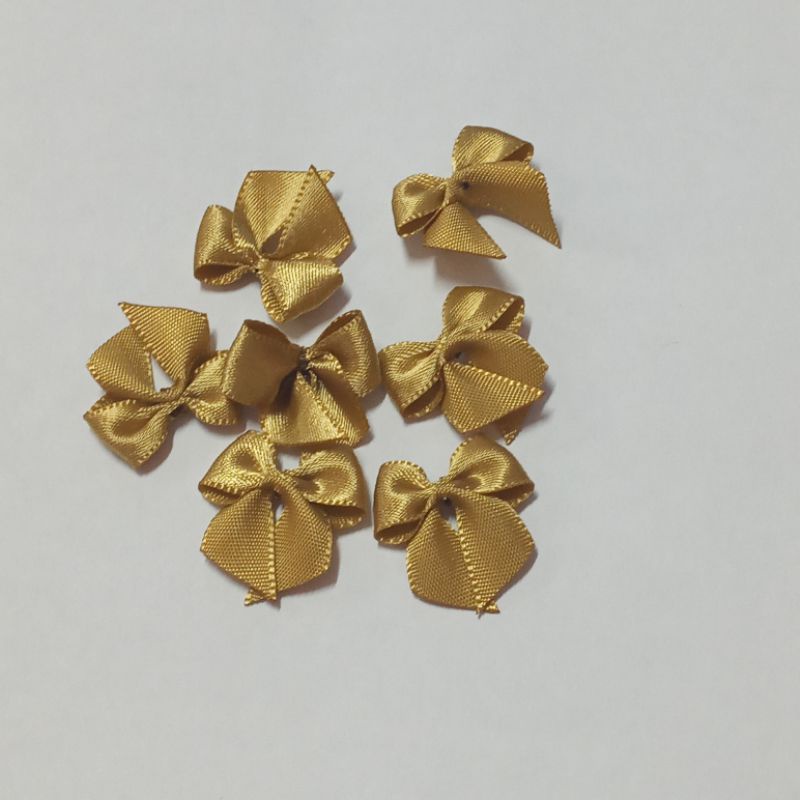 Kit de Lacinhos de Cetim com 50 Unidades Pronto | Shopee Brasil