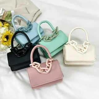 1 peça estilo simples e design moderno cor sólida couro pu corrente de metal corrente portátil mini magnética fechada bolsa crossbody feminina para passeios para brincar em festa