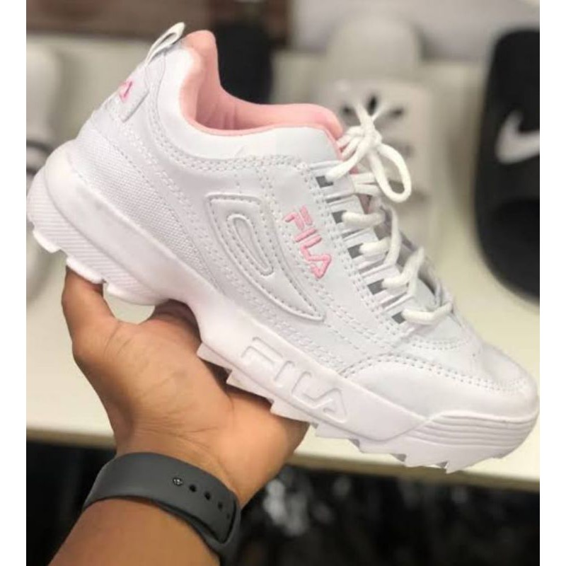 Tenis fila feminino disruptor branco sales com rosa