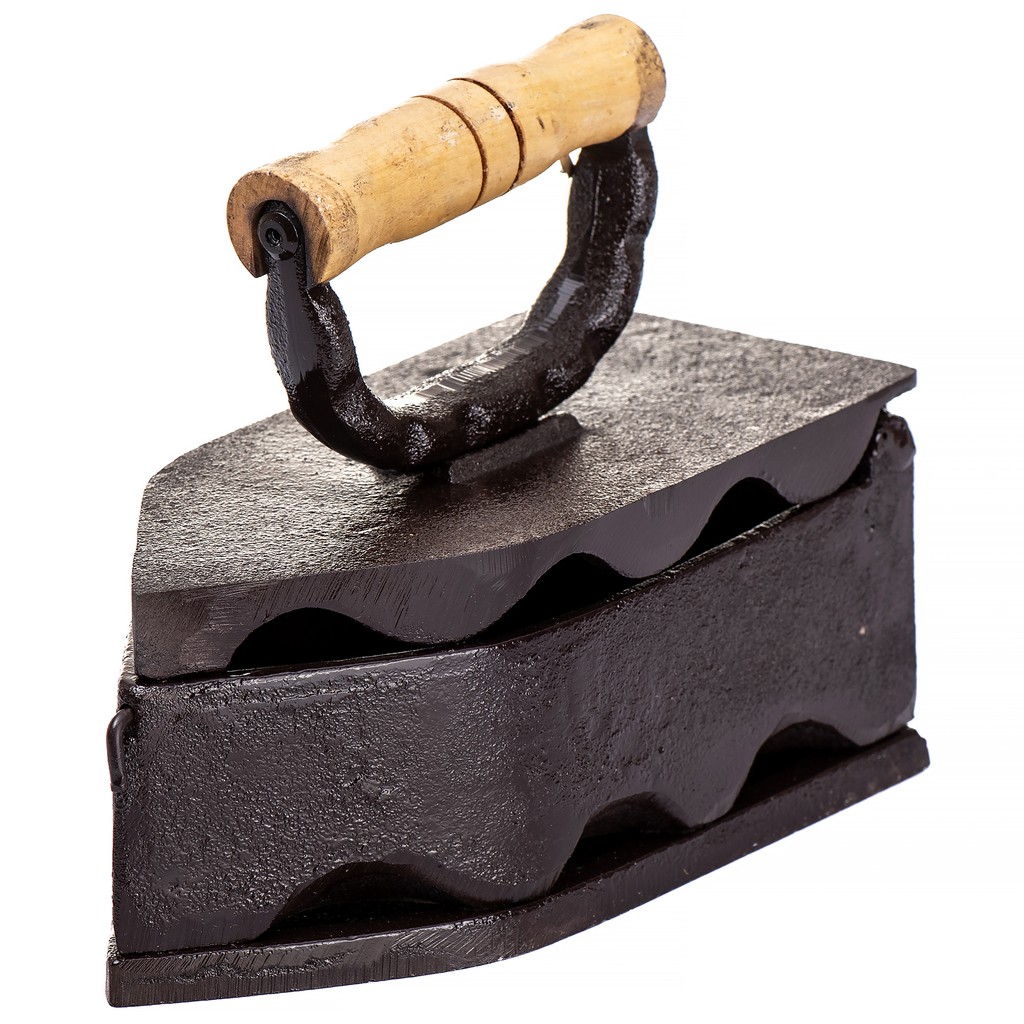 Ferro De Passar Roupa a brasa carvão Antigo Ferro Fundido | Shopee Brasil