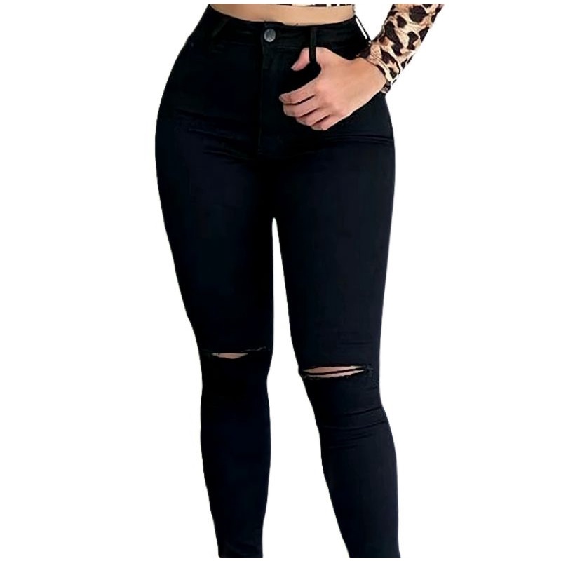 Calça feminina jeans skinny preta com detalhe rasgado no joelho básica com  elastano