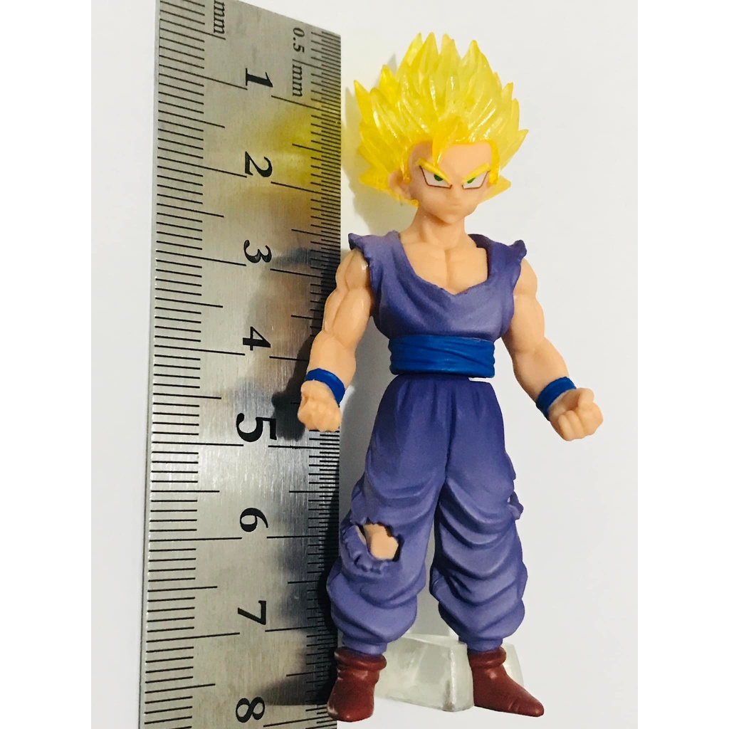 GOHAN SUPER SAIYAJIN - MINIATURA GASHAPON DE 5 CM DE ALTURA - VILÃO DO  DESENHO ANIMADO / ANIME DRAGON BALL Z - INIMIGO DO GOKU - PALAVRAS CHAVE :  VEGETA / MAJIN