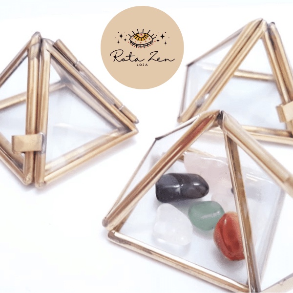 Terrário Vidro Pirâmide Mini (P) - Porta Jóias- Energização de Pedras- Porta Aliança -Com porta e Cor Dourado Rústico