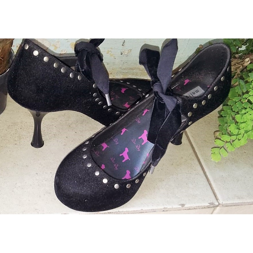 Melissa dog hot sale