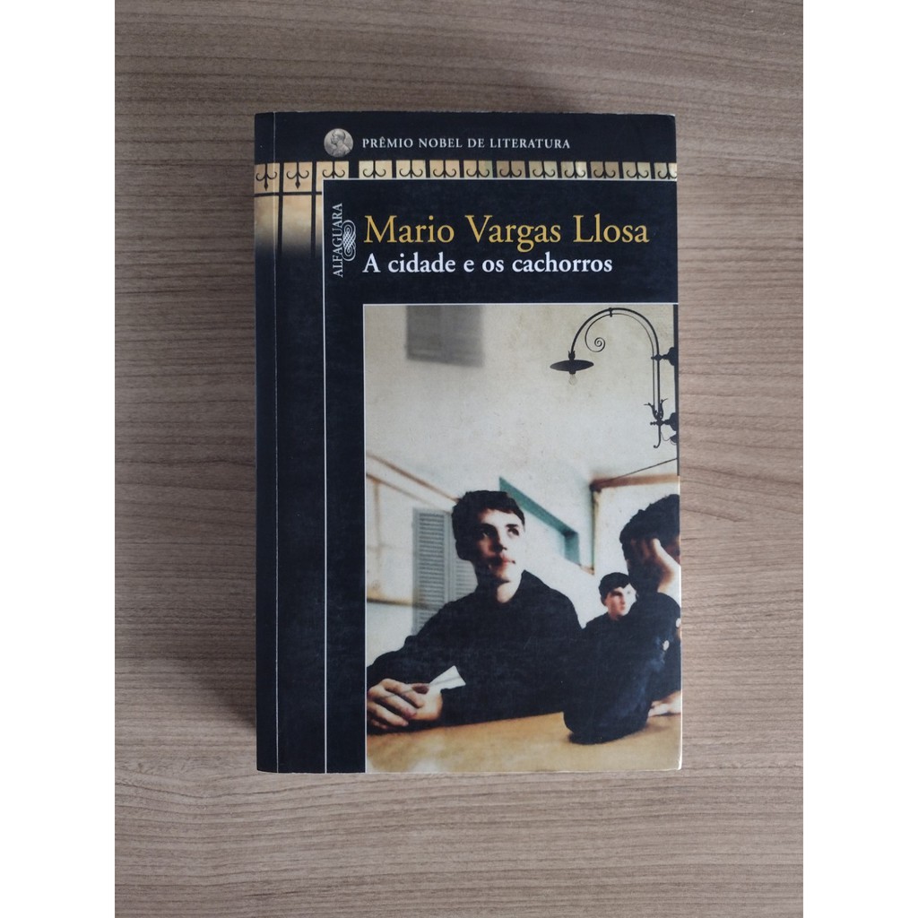 A cidade e os cachorros - Mario Vargas llosa | Shopee Brasil