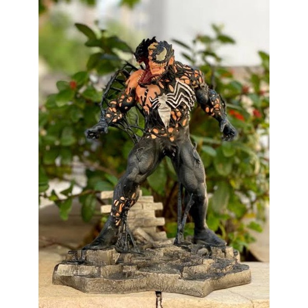 Boneco estatua Venom Spider-man Marvel Pvc Diorama Gallery Diamond Select  Toys